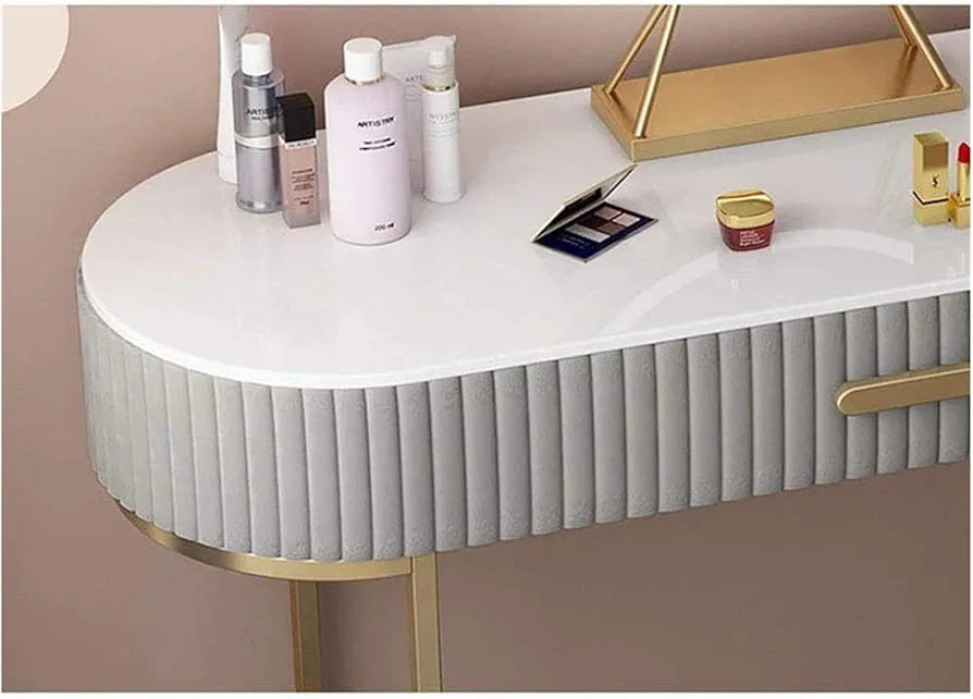 Makeup Vanity Table With Mirror